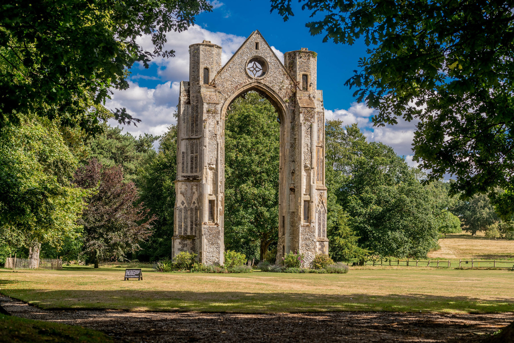 007 Walsingham Abbey 2018